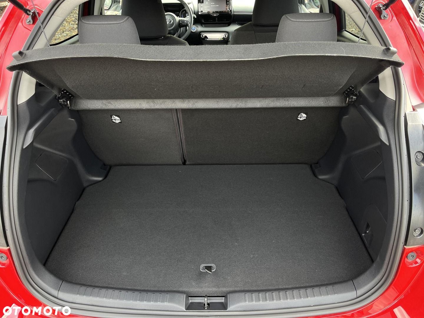 Toyota Yaris Hybrid 1.5 Style - 9