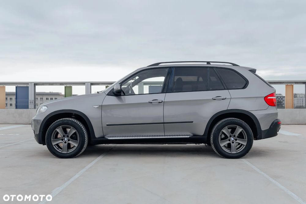 BMW X5 4.8i xDrive - 4