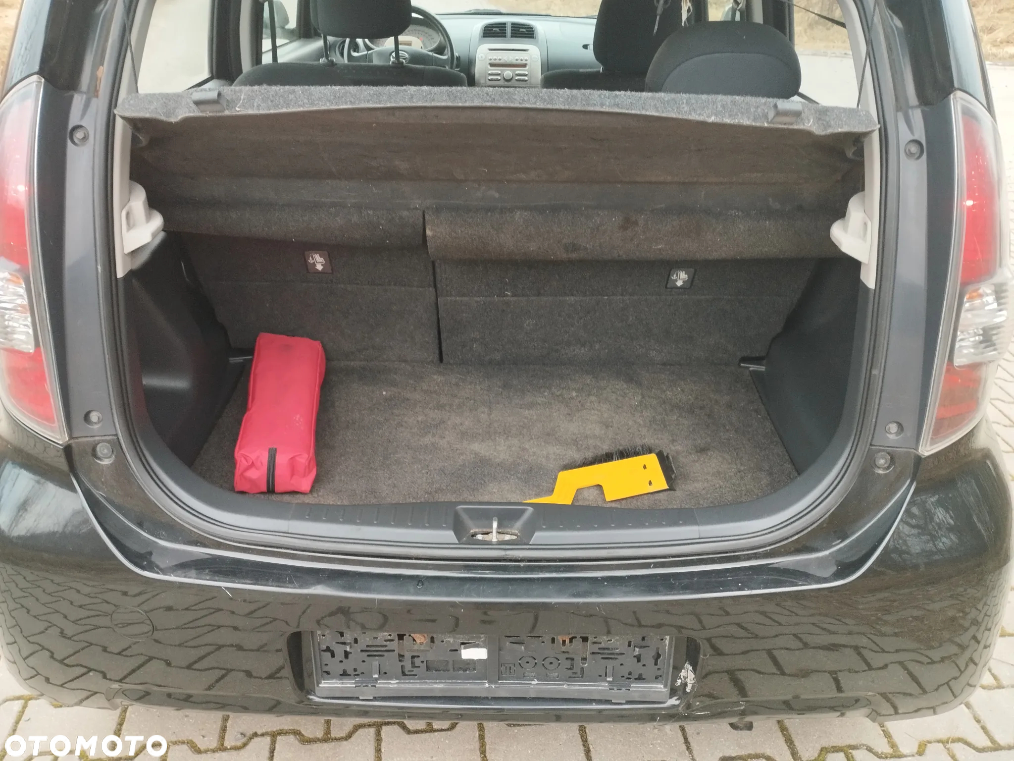 Daihatsu Sirion 1.0 - 14