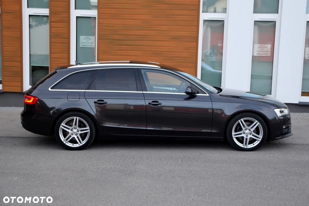 Audi A4 Avant - 8