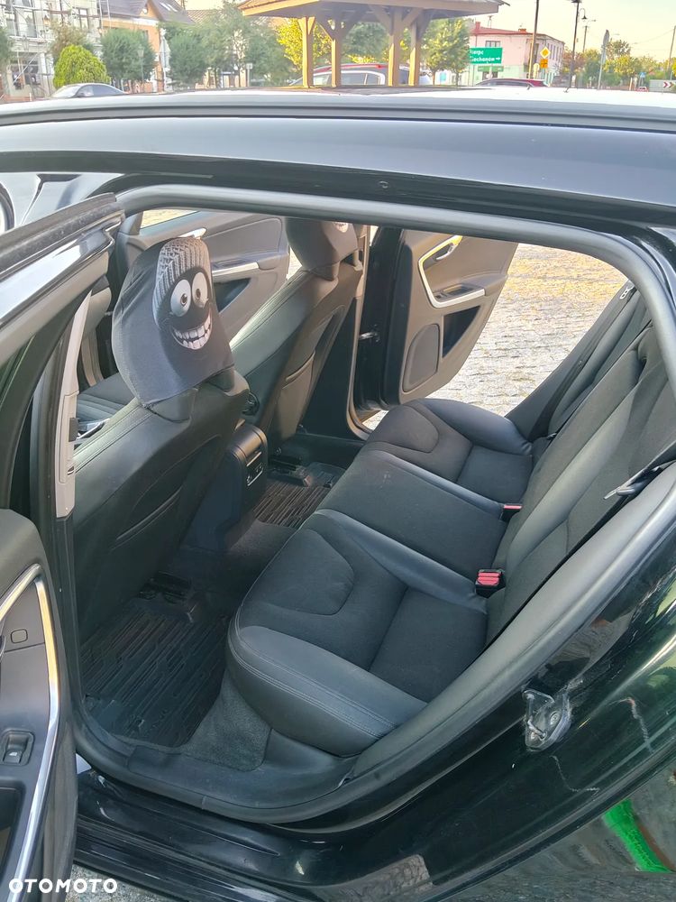Volvo V60 D2 Summum - 10