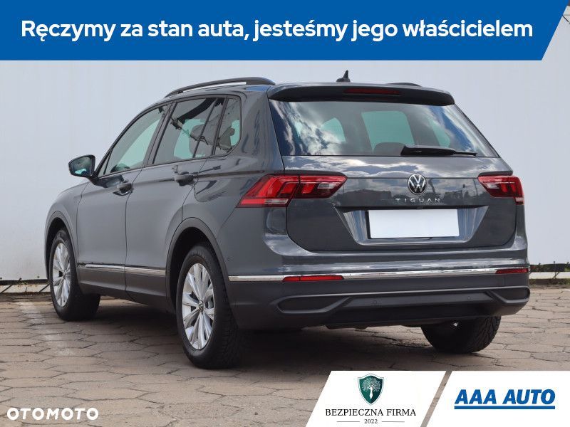 Volkswagen Tiguan - 6