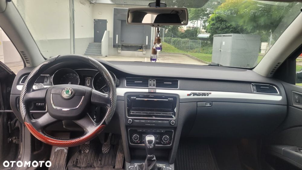 Skoda Superb 2.0 TDI Comfort - 13