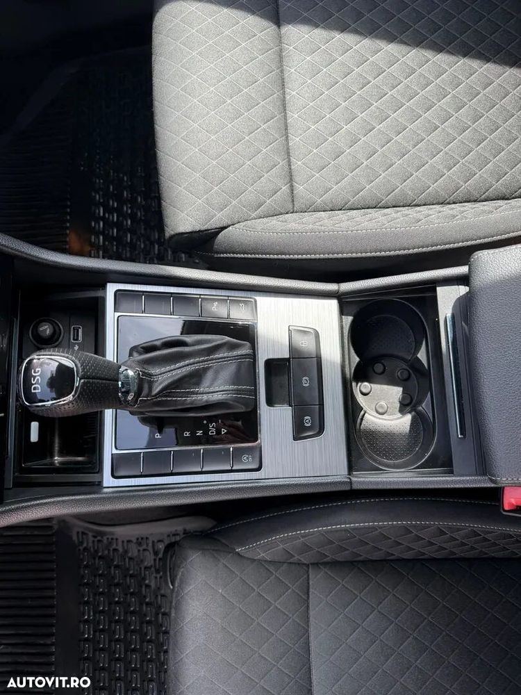 Skoda Superb 2.0 TDI DSG Ambition - 18