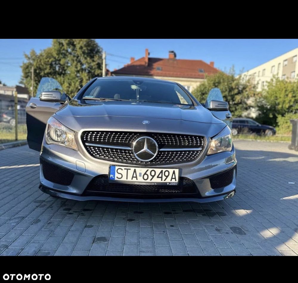 Mercedes-Benz CLA 180 7G-DCT AMG Line - 3