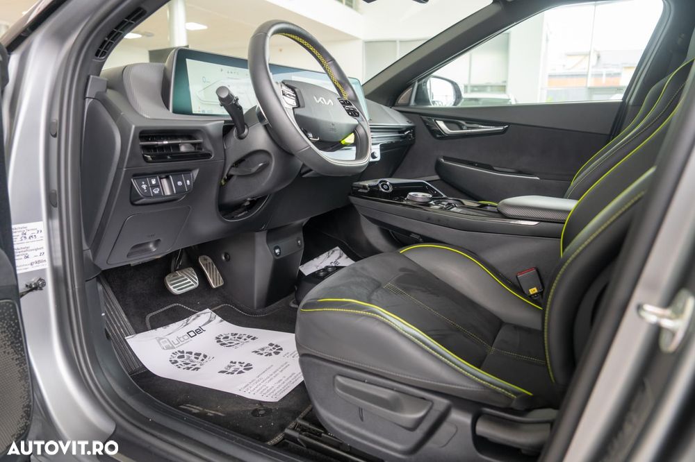 Kia EV6 77 kWh AWD GT - 18