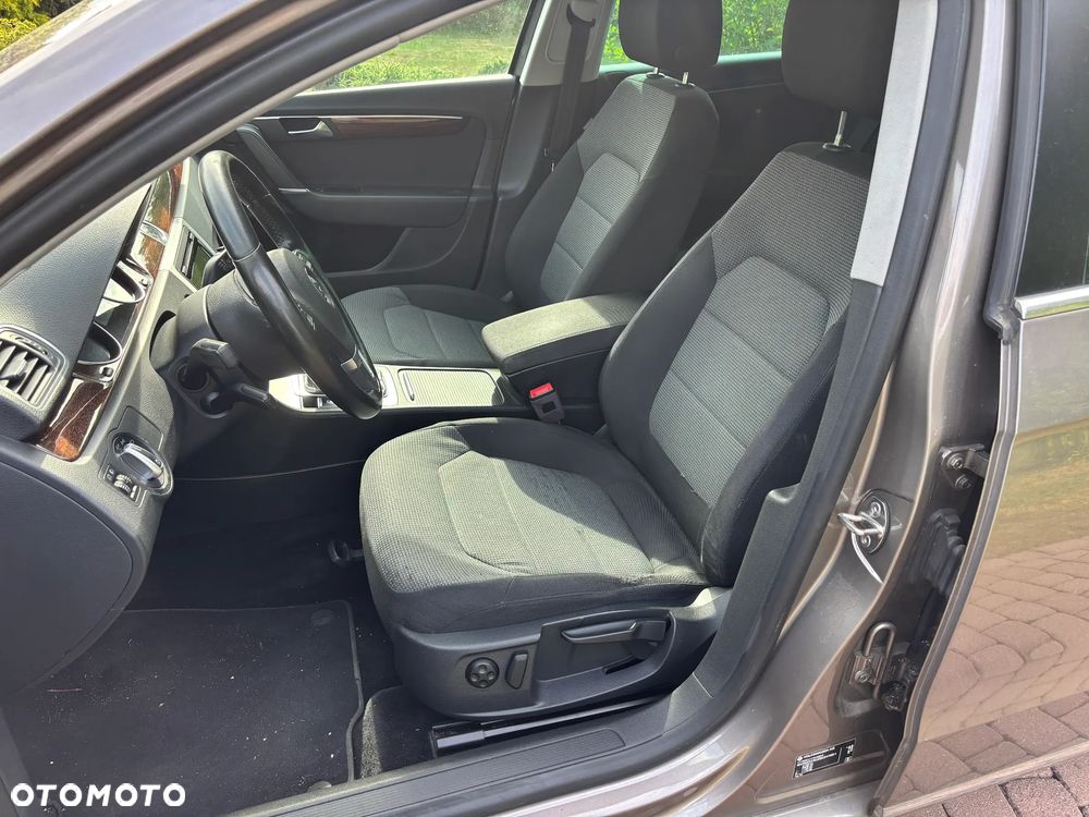 Volkswagen Passat Variant 2.0 TDI BlueMotion Technology Comfortline - 13