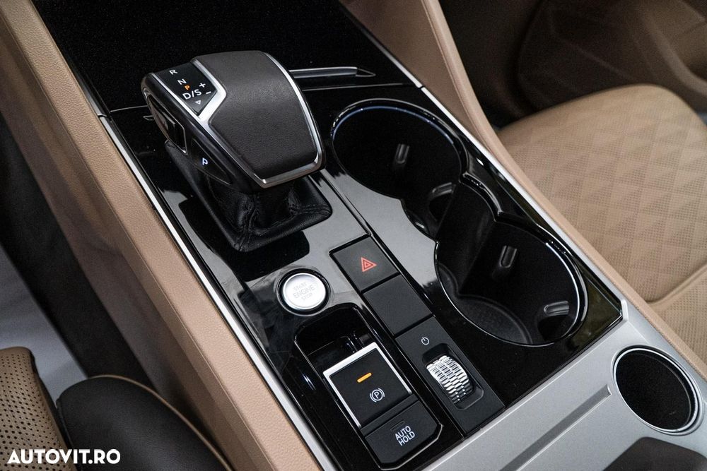 Volkswagen Touareg V6 TDI Elegance - 12