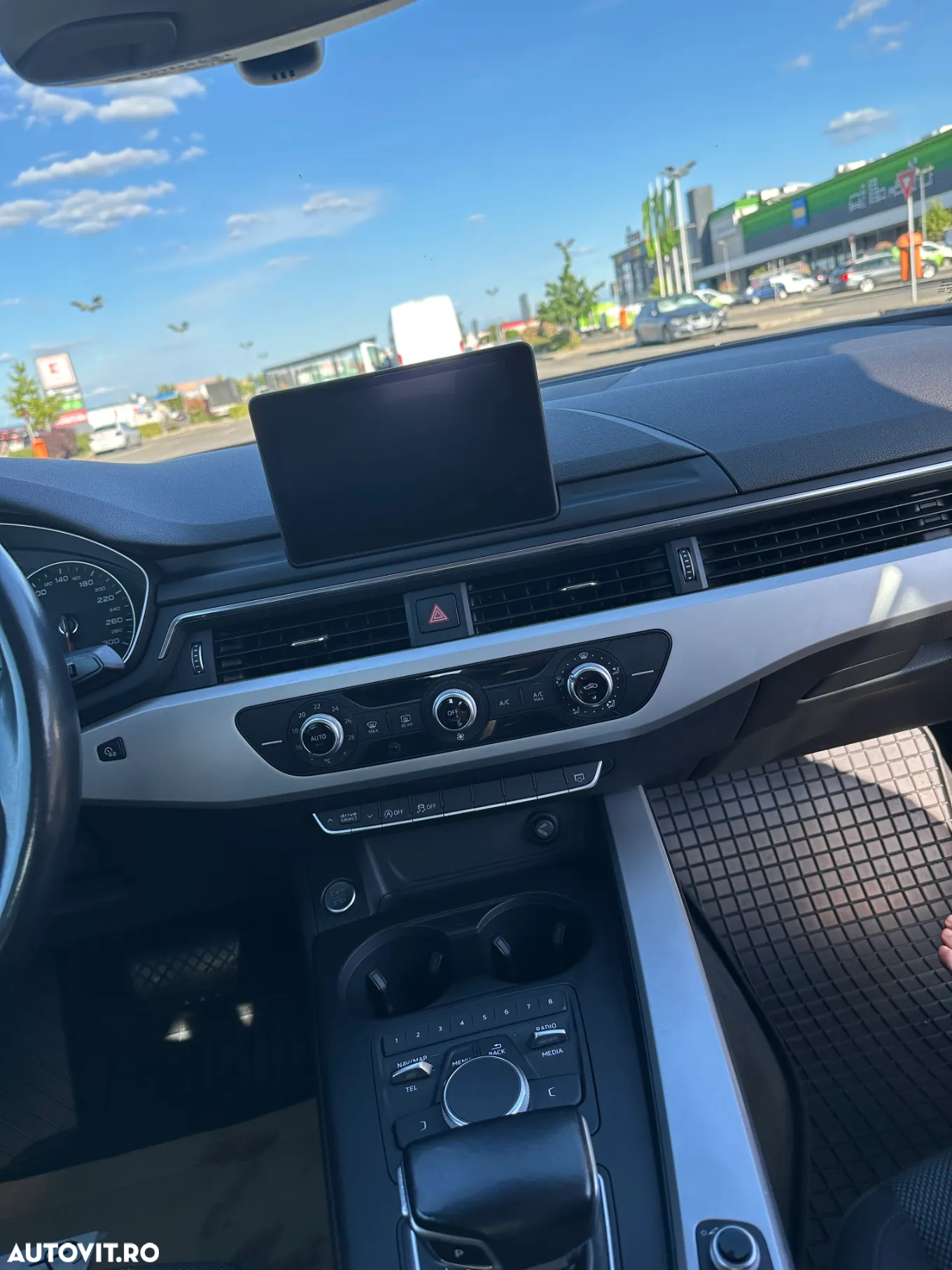 Audi A4 2.0 TDI S tronic - 13