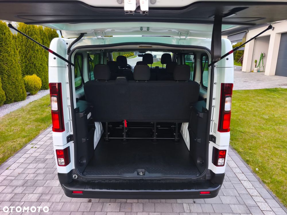 Renault Trafic - 24