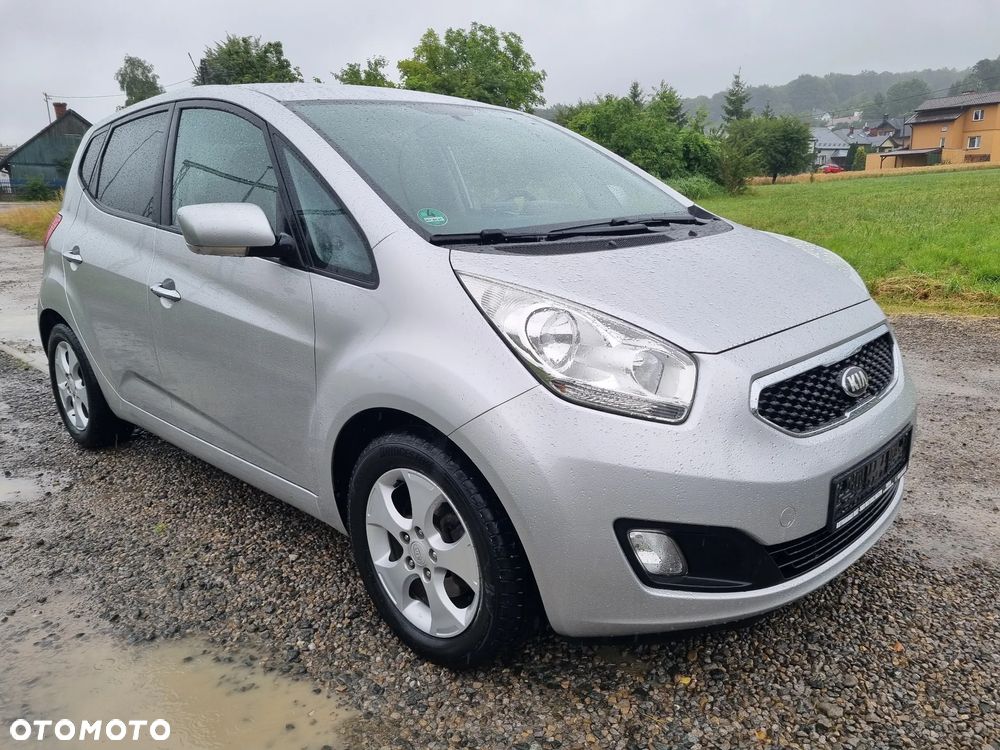 Kia Venga 1.6 CRDi 128 Dream Team Edition - 12