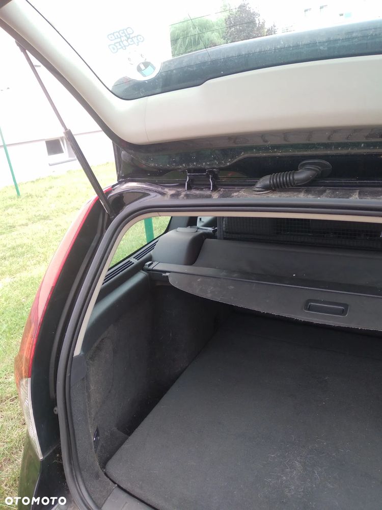 Volvo V50 DPF D3 Geartronic Momentum - 5