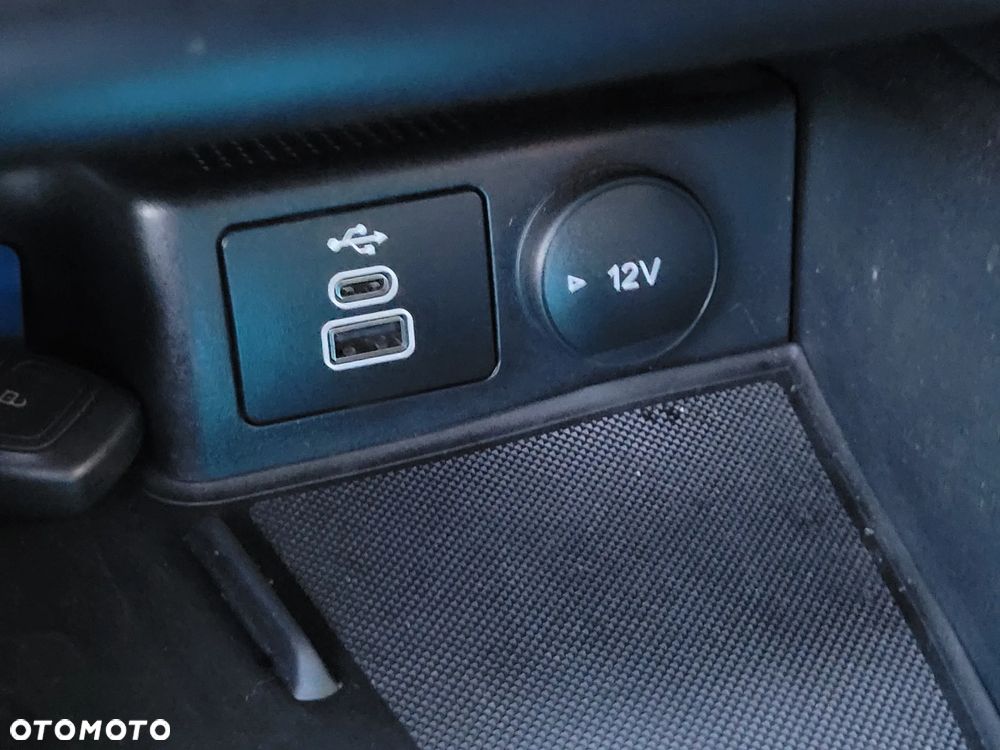 Ford Kuga 1.5 EcoBlue TITANIUM X - 20