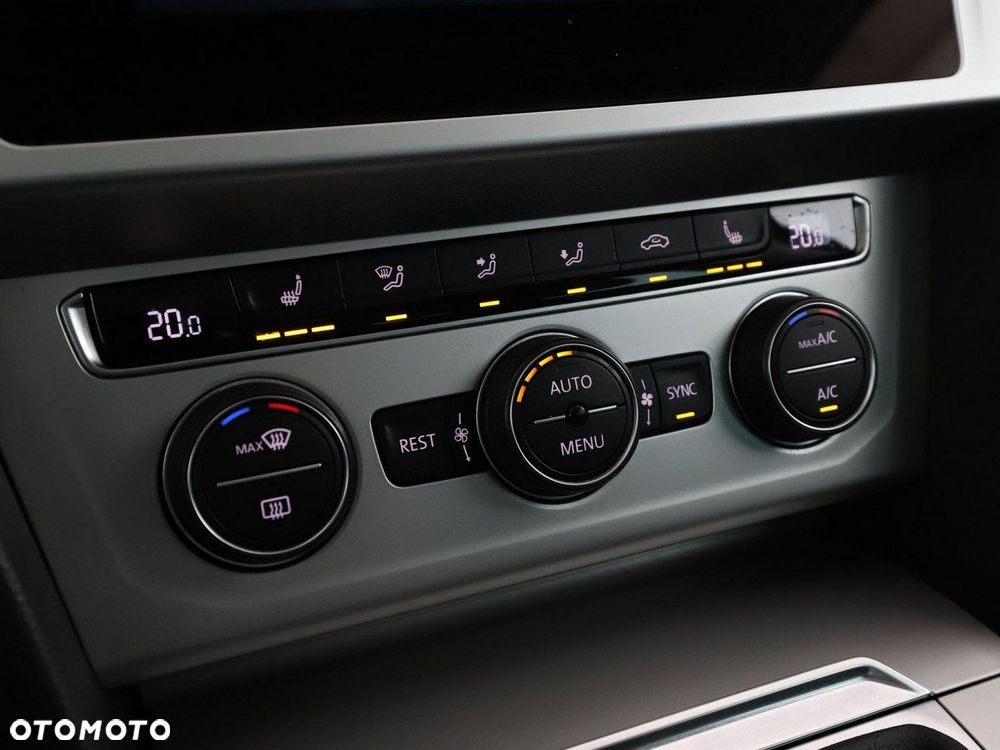 Volkswagen Passat 1.4 TSI (BlueMotion Technology) Comfortline - 27