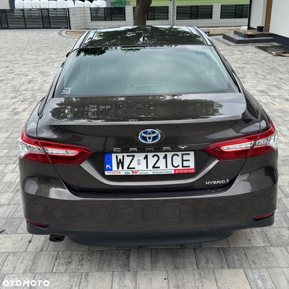 Toyota Camry 2.5 Hybrid Executive CVT - 4