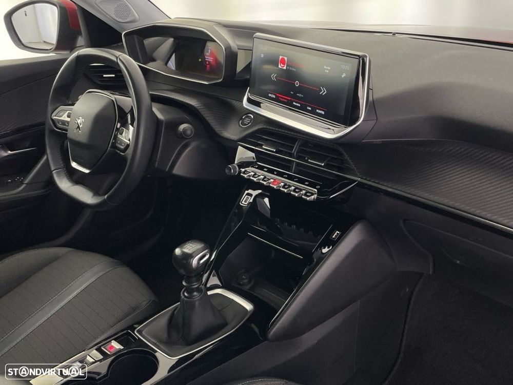 Peugeot 2008 1.2 PureTech Allure Pack - 24