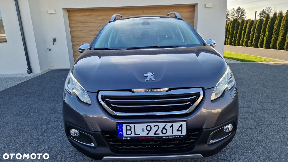 Peugeot 2008 1.6 BlueHDi Allure S&S - 28