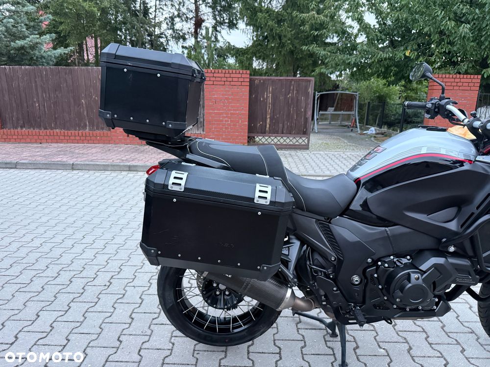 Honda VFR - 10