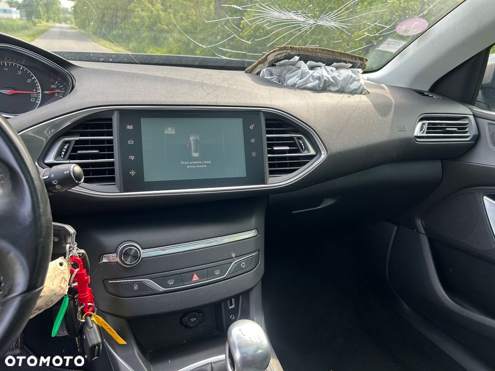 Peugeot 308 - 11