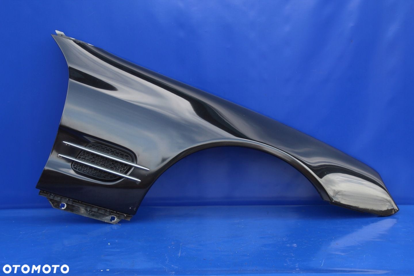 Błotnik przód przedni lewy Mercedes SL R230 W230 SL500 SL350 kolor 197 - 1