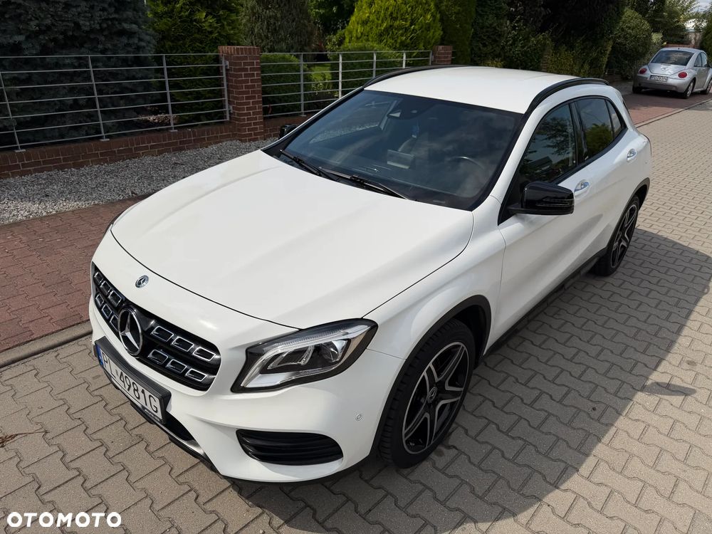 Mercedes-Benz GLA 220 4-Matic - 12