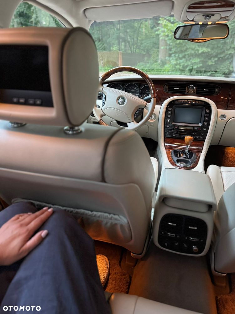 Jaguar XJ Super V8 - 9