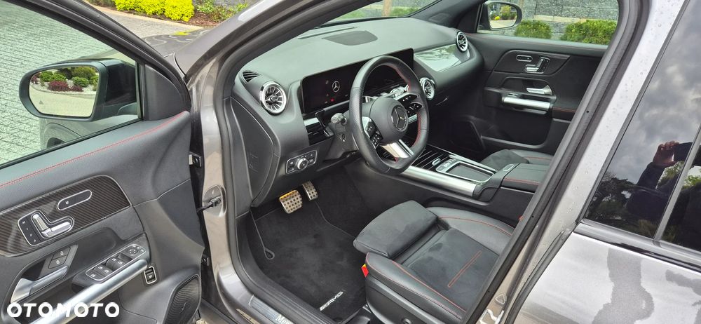 Mercedes-Benz GLA 220 d 4-Matic AMG Line - 17