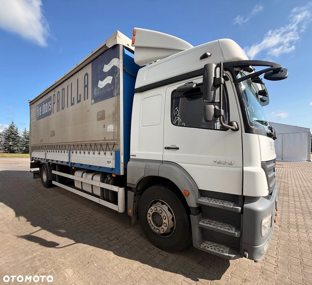 Mercedes-Benz AXOR - 4
