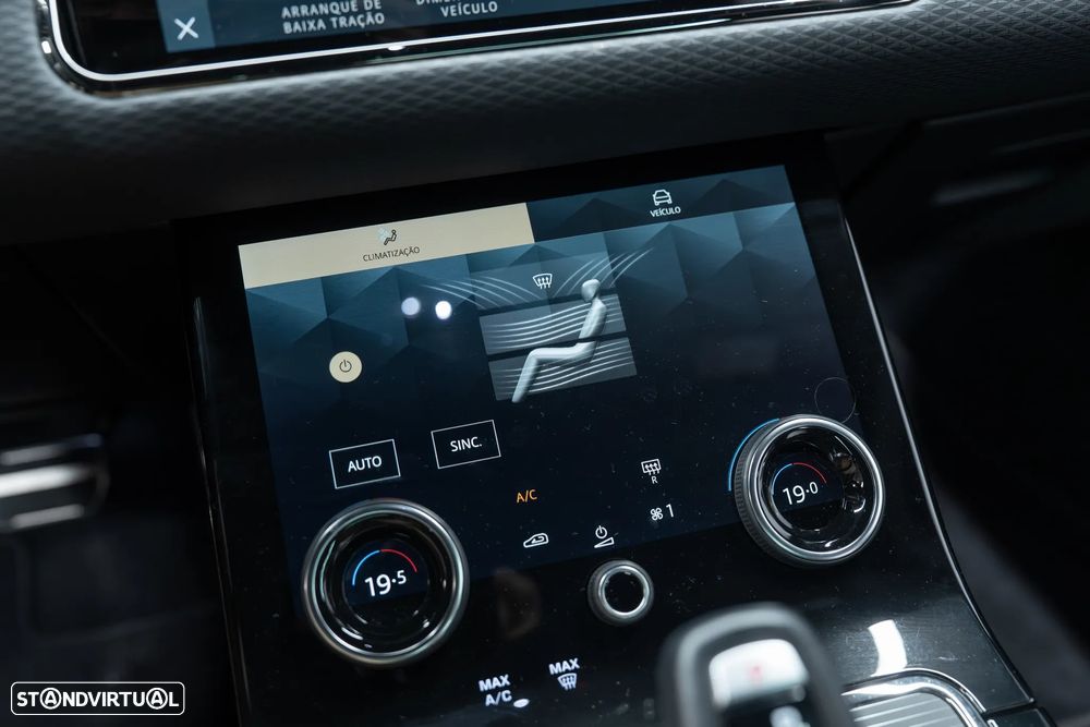 Land Rover Range Rover Evoque 1.5 P300e AWD Bronze Collection Auto - 48