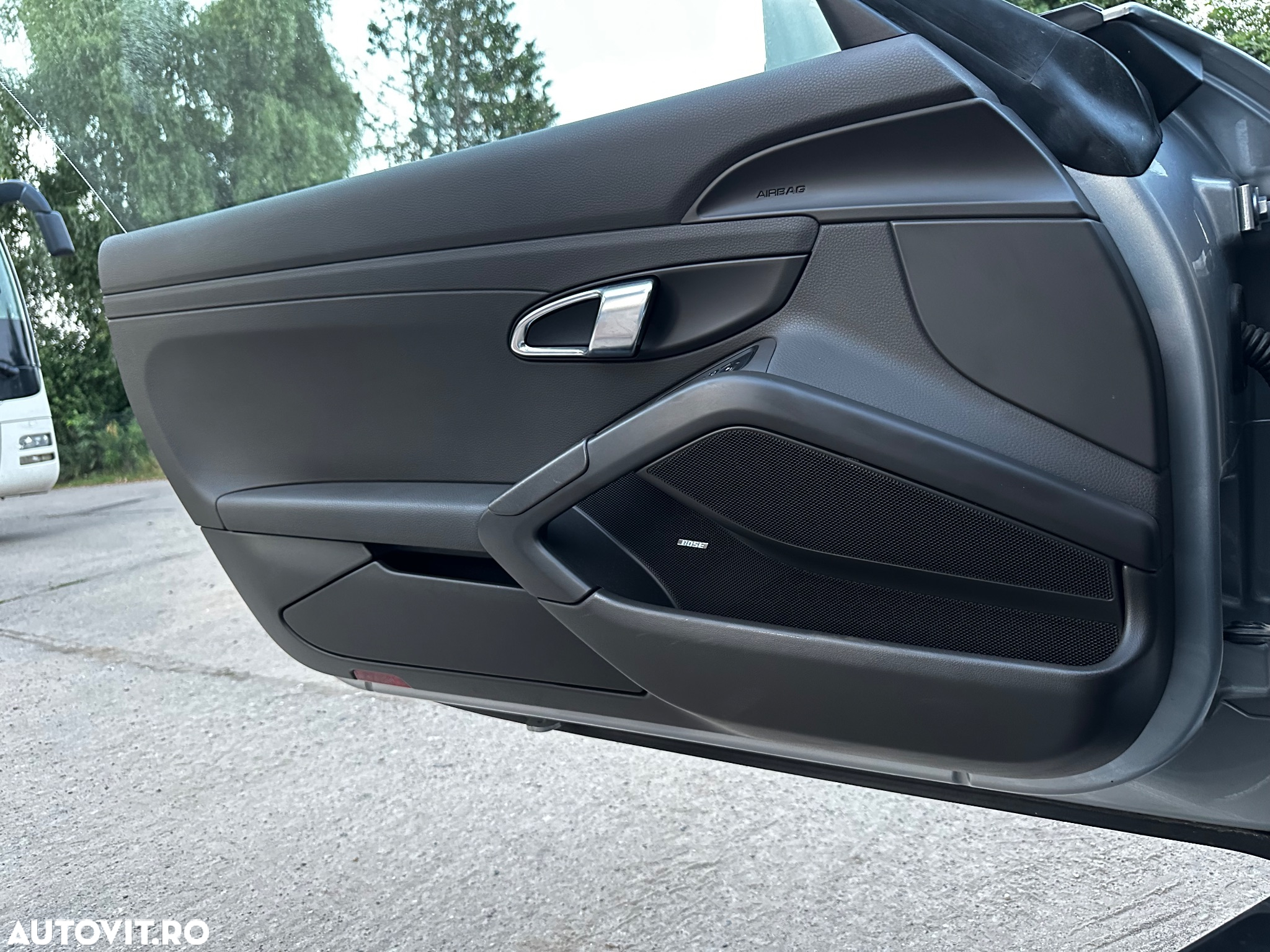 Porsche Cayman 718 - 12
