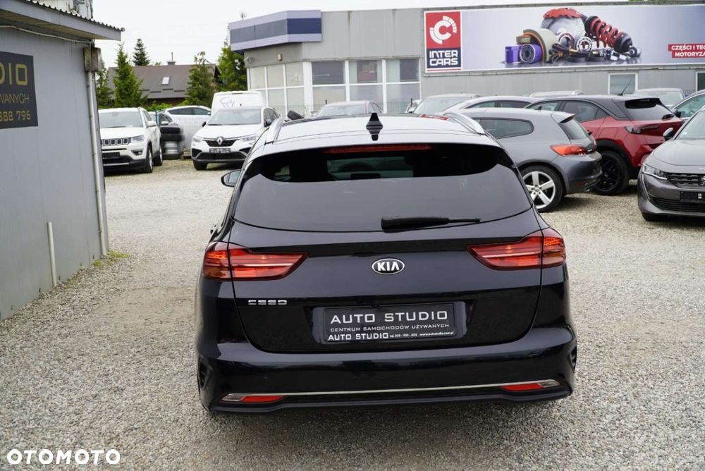 Kia Ceed 1.4 T-GDI OPF Spirit - 26