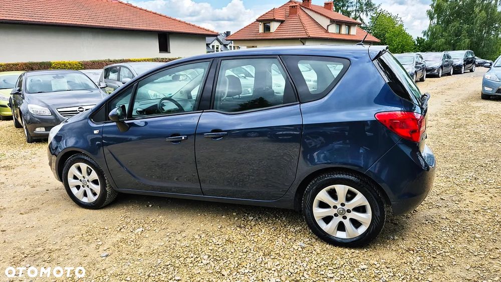 Opel Meriva 2011