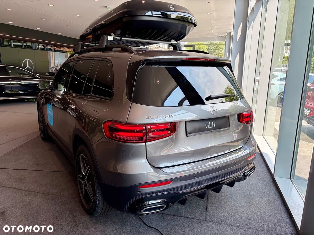 Mercedes-Benz GLB 200 mHEV AMG Line 7G-DCT - 4
