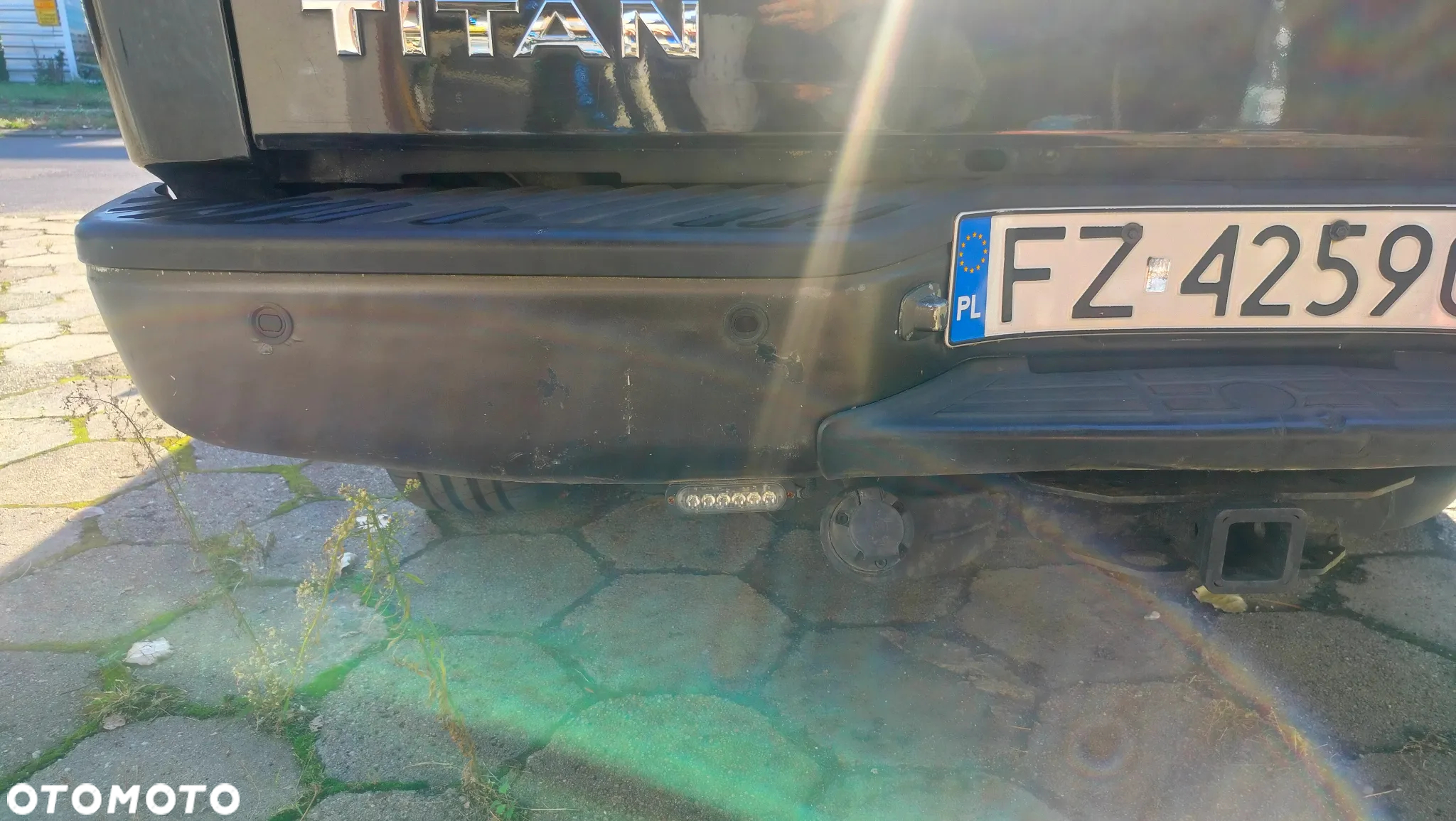 Nissan Titan 5.6 V8 LE Crew Cab - 23