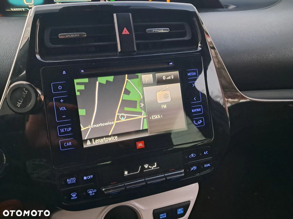 Toyota Prius 1.8 Hybrid Prestige - 7