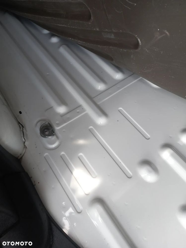 Peugeot Partner 1.6HDI 3 Osob 2018 L2 Long Długi Salon PL Klima Tempomat - 18