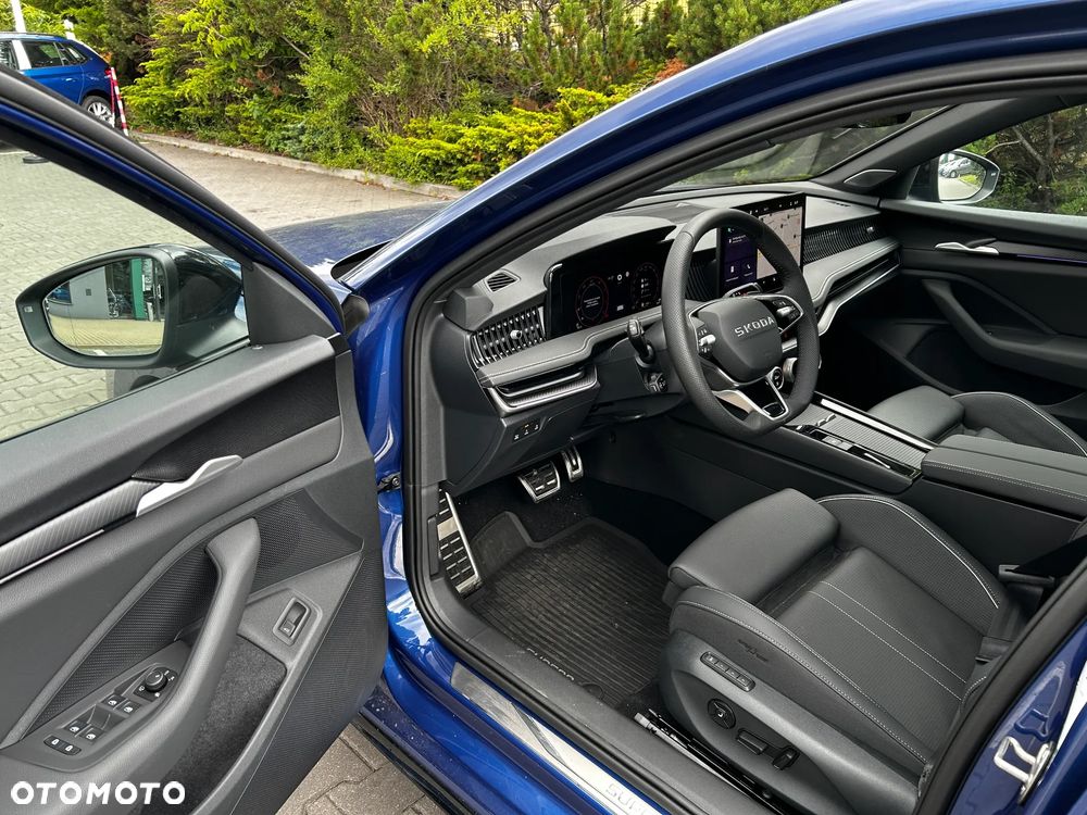 Skoda Superb 2.0 TDI SCR 4x4 Sportline DSG - 12