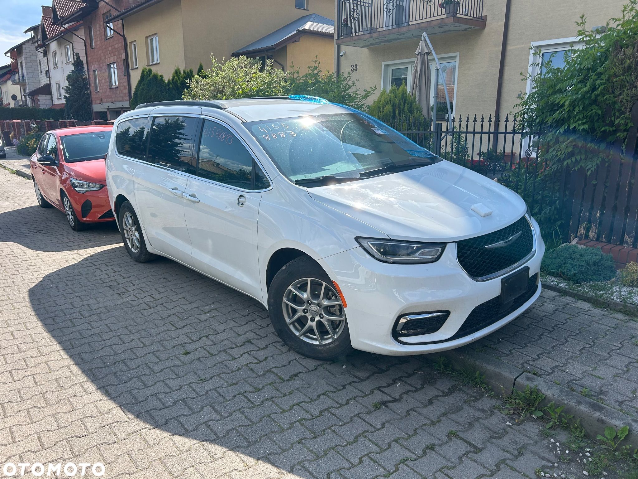 Chrysler Pacifica - 1
