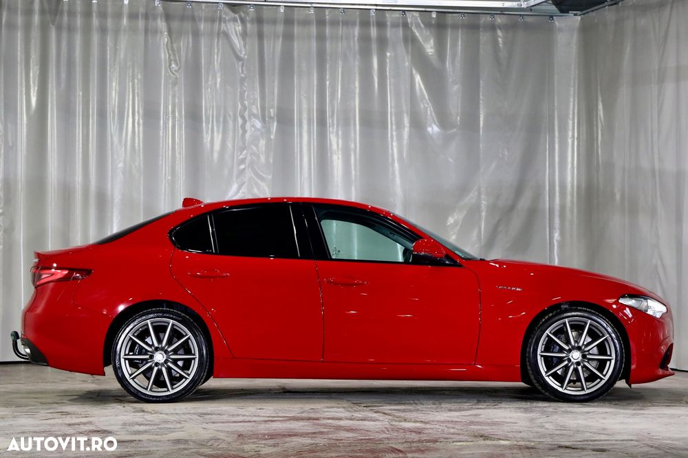 Alfa Romeo Giulia 2.2 Diesel AT8-Q4 Veloce - 39
