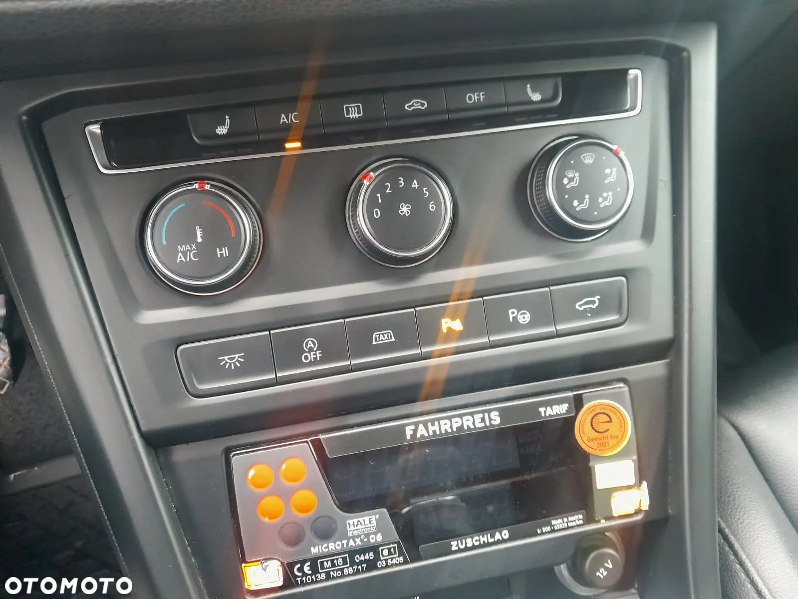 Volkswagen Touran - 14