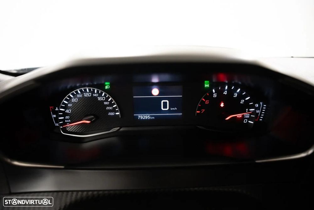 Peugeot 2008 1.2 PureTech Active - 24