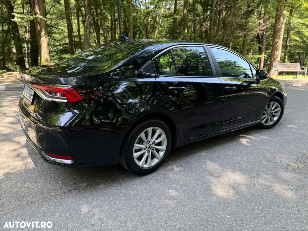 Toyota Corolla 1.8 HSD Business - 20