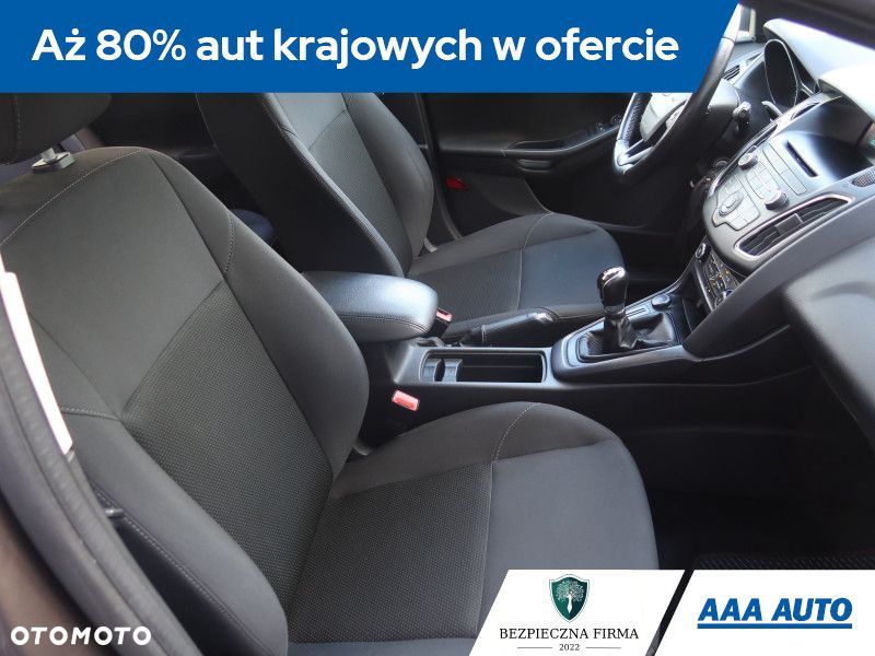 Ford Focus - 10