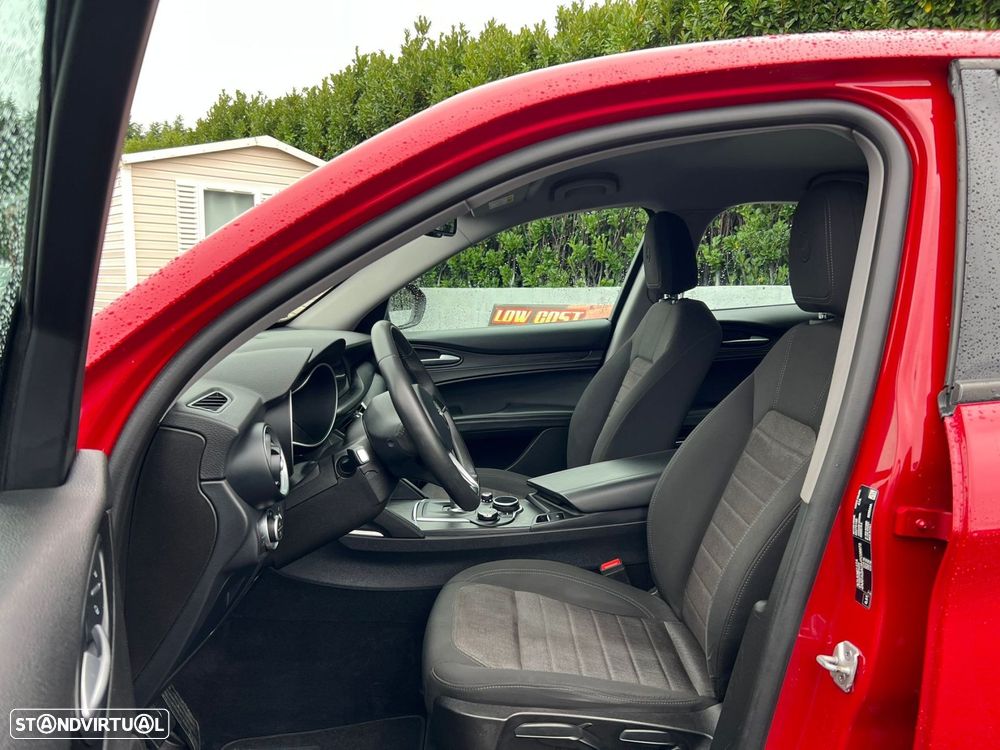 Alfa Romeo Stelvio 2.2 D Super AT8 - 6