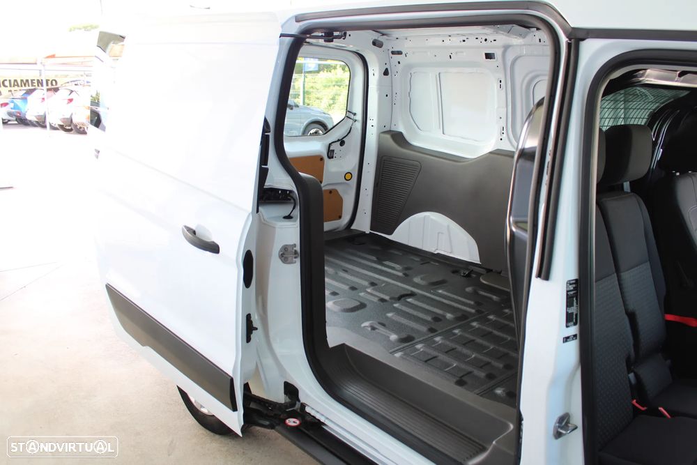 Ford Transit-Connect - 36