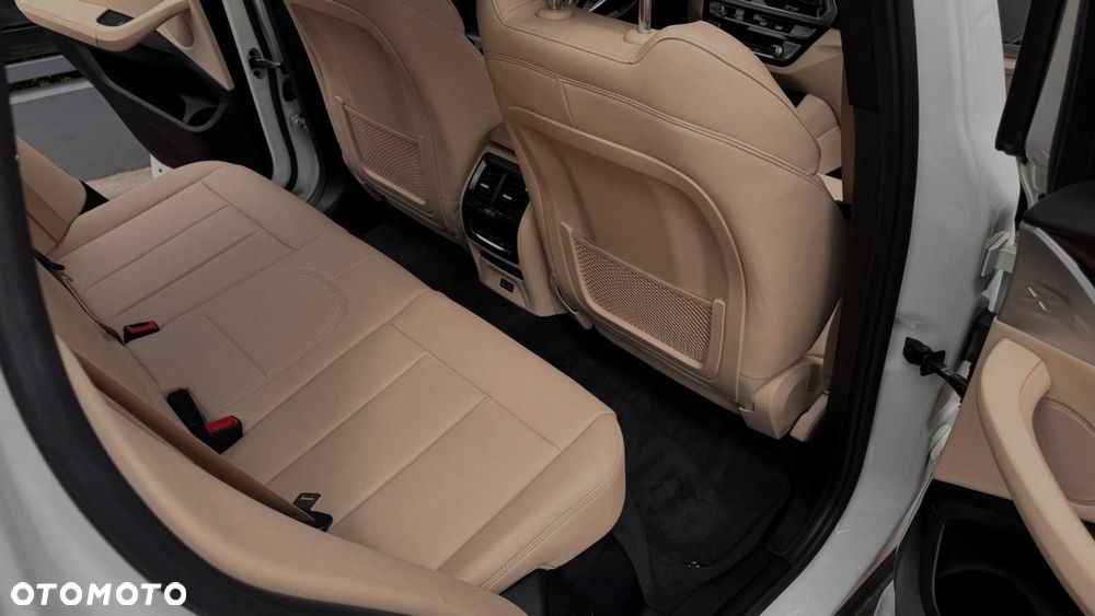 BMW X3 - 8