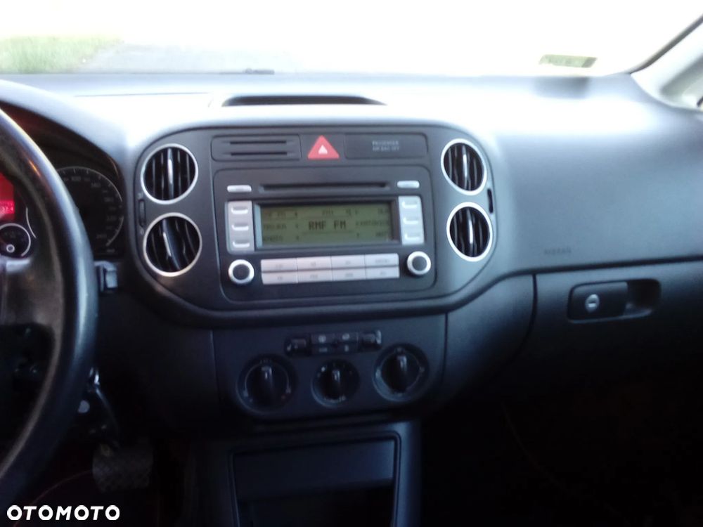 Volkswagen Golf Plus 1.9 TDI DSG Goal - 9