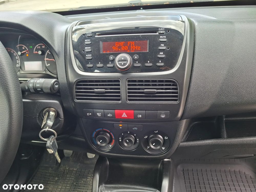 Opel Combo Tour L1H1 - 22
