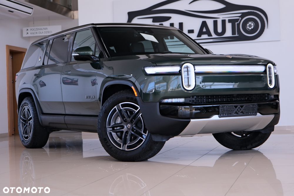 Rivian R1S - 2