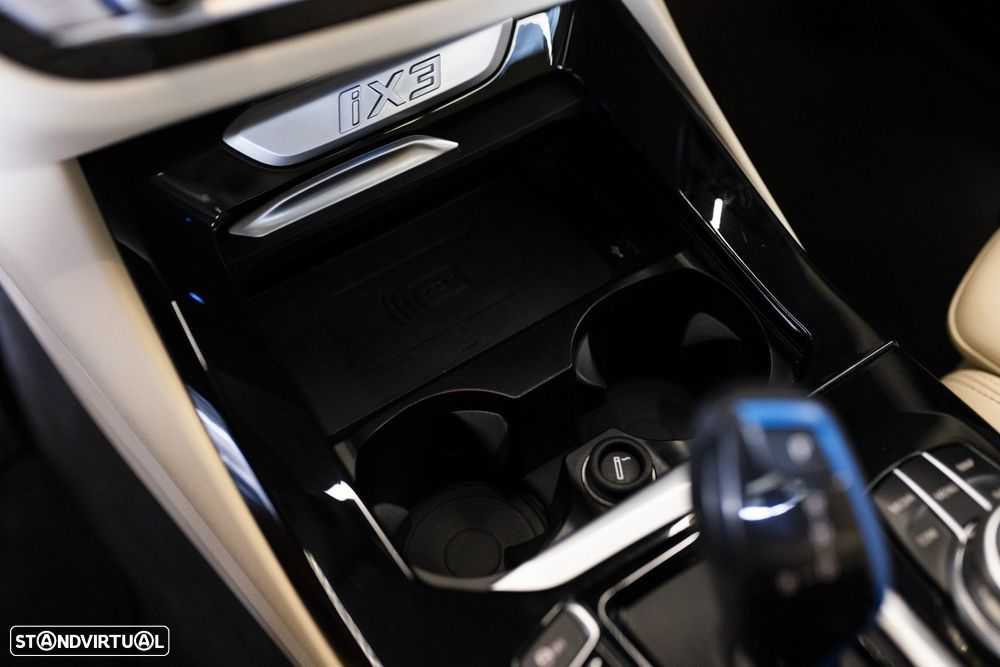 BMW iX3 Impressive - 37
